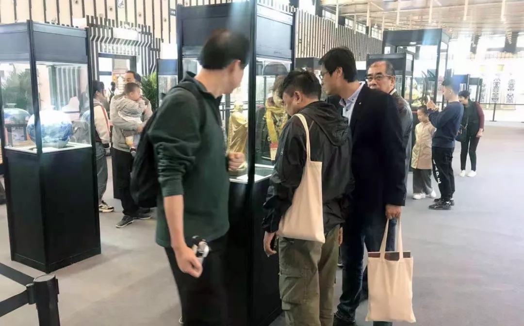 f4.webp.jpg f4.webp.jpg